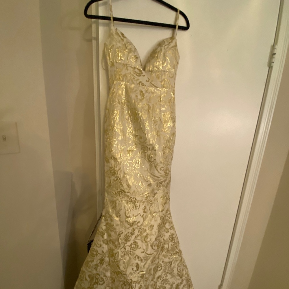 Alamour The Label Gold Brocade Mermaid Gown Dress - Picture 4 of 8